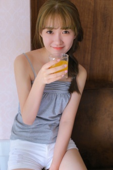 西川里音